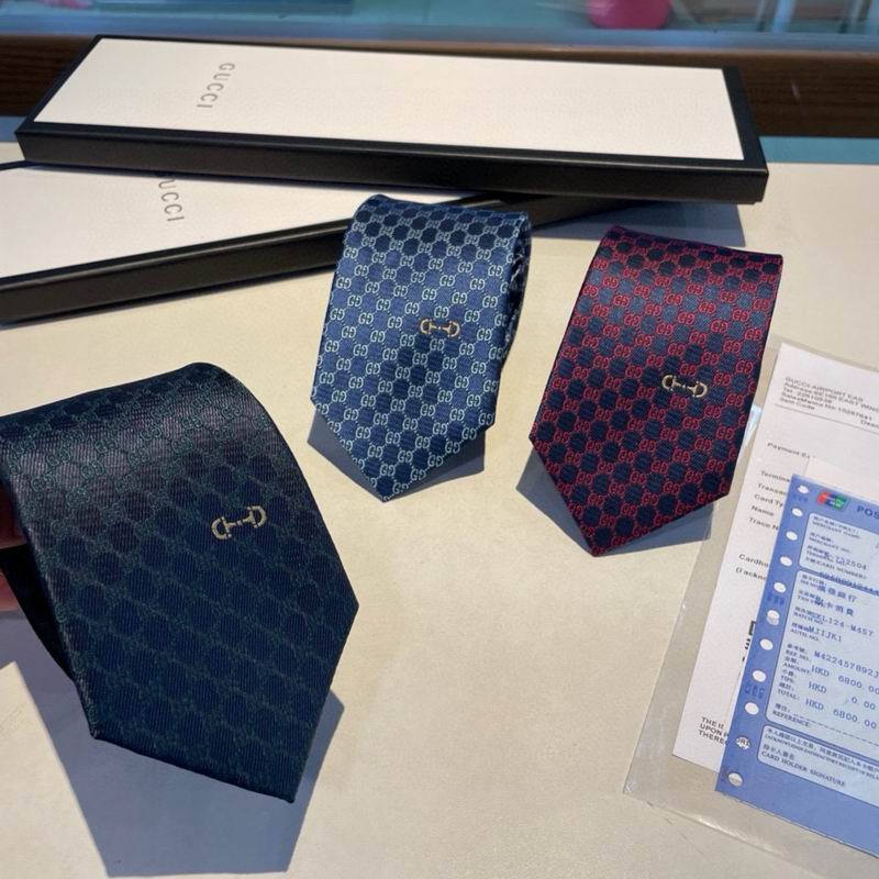 Gucci Tie hm24